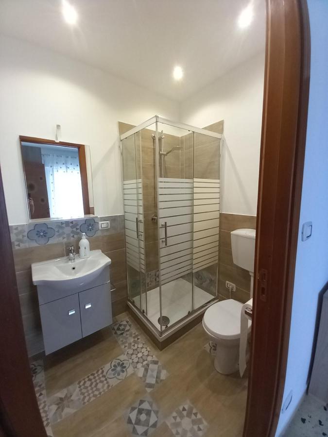 Ale Apartament Villa Palermo Esterno foto